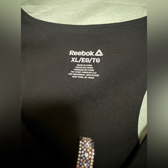 New Reebok Jet Black Sports Bra. Super comfortable and supportive XL - Picture 3 of 3
